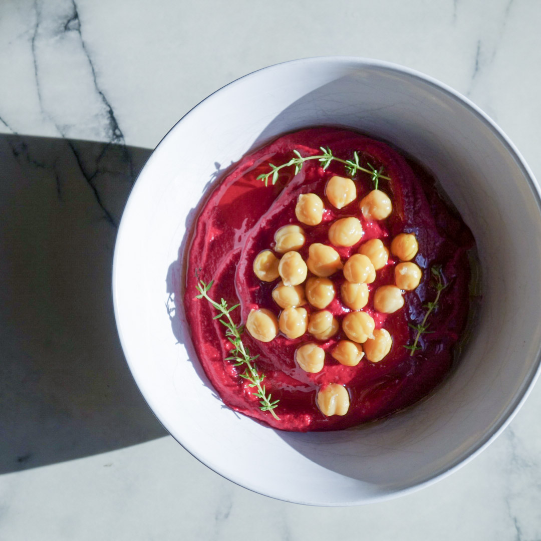 Photo de l‘article Houmous à la betterave rôtie